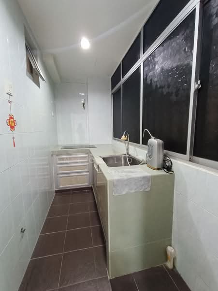 Pangsapuri untuk Dijual di Vista Mutiara - Nic Low - Kitchen - PropertyGuru.com.my