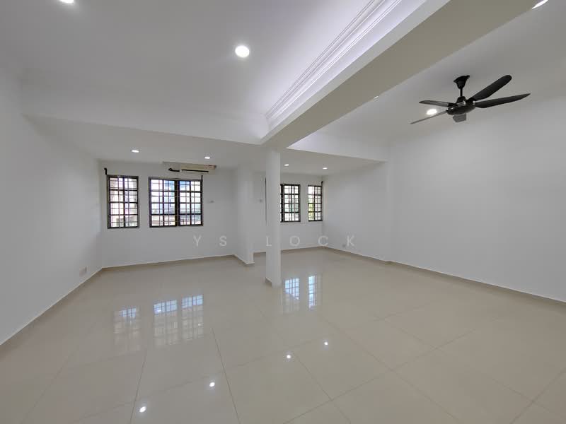 Rumah Teres untuk Dijual di Taman Selayang Utama (Selayang) - YS Lock - Interior - PropertyGuru.com.my