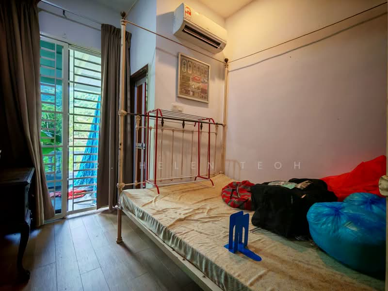 Semi-Detached House for Sale in Pulau Pinang (Jelutong) - Sr. Helen Teoh - Bedroom - PropertyGuru.com.my