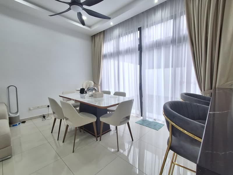 Rumah Kluster untuk Dijual di Iskandar Puteri (Nusajaya) (Johor) - Helen Lee - Dining Room - PropertyGuru.com.my