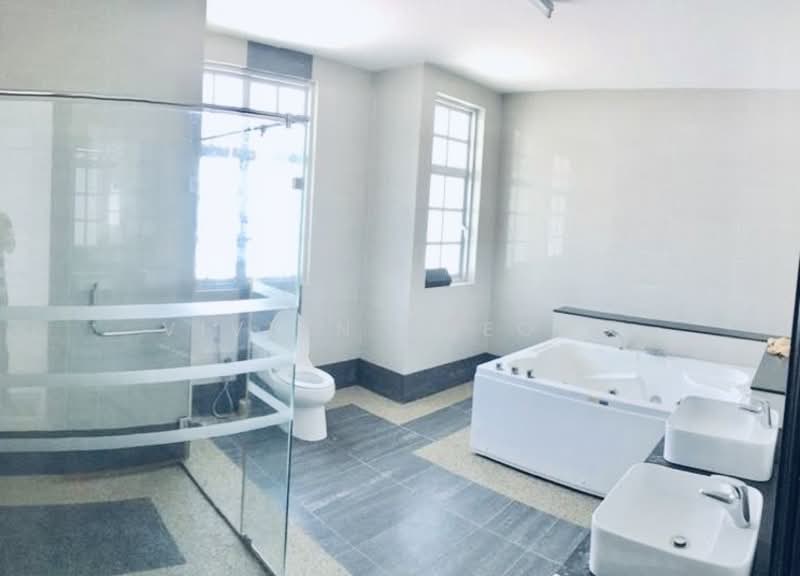 Bungalow for Sale in Tanjung Bungah (Penang) - Vivian Cheong - Bathroom - PropertyGuru.com.my