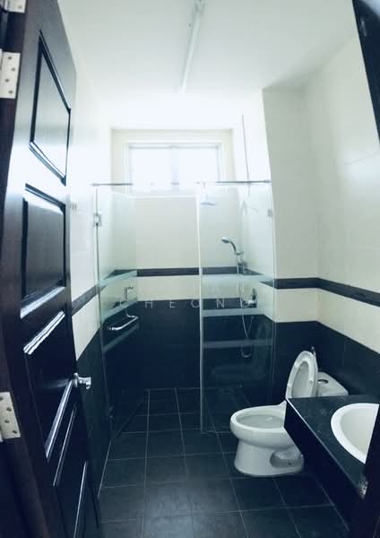 Bungalow for Sale in Tanjung Bungah (Penang) - Vivian Cheong - Bathroom - PropertyGuru.com.my