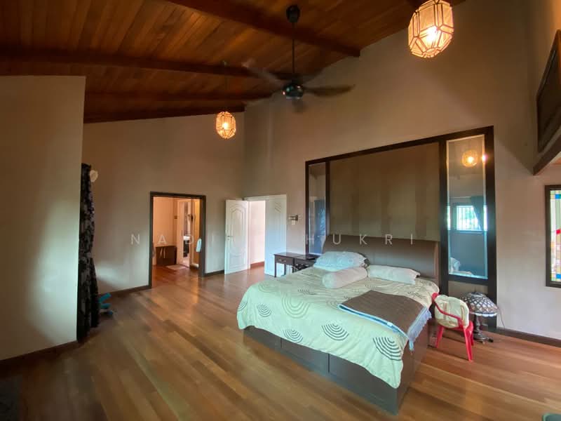 Bungalow for Sale in Usj 17 (Subang Jaya) - Nadia Shukri - Bedroom - PropertyGuru.com.my