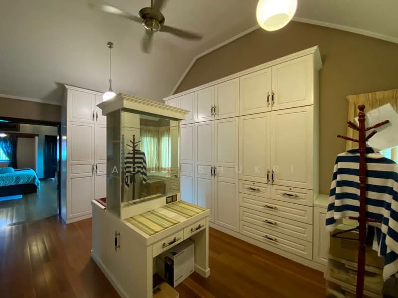 Bungalow for Sale in Usj 17 (Subang Jaya) - Nadia Shukri - Bedroom - PropertyGuru.com.my