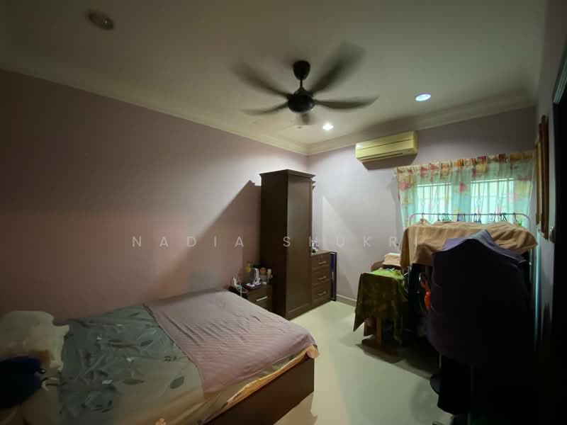 Bungalow for Sale in Usj 17 (Subang Jaya) - Nadia Shukri - Bedroom - PropertyGuru.com.my