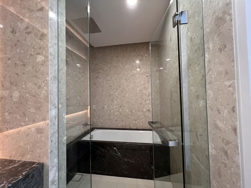 Service Residence for Sale at Regent Suites @ Pavilion Damansara Heights - KK Lim - Bathroom - PropertyGuru.com.my