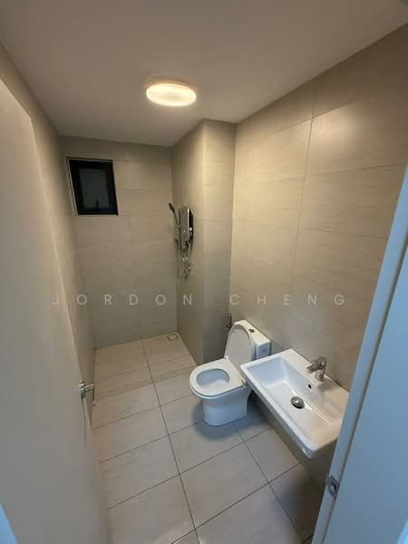 Servis Apartment untuk Disewa di Residensi Ava @ Kiara Bay - Jordon Cheng - Bathroom - PropertyGuru.com.my