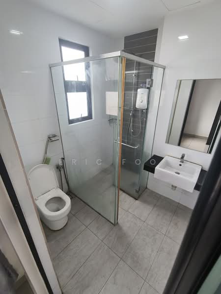 Service Residence for Sale at D'Aman Residences @ Puchong - Eric Foo - Bathroom - PropertyGuru.com.my