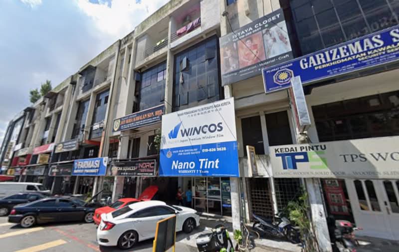 Shop for Rent in Batu Caves (Selangor) - YX Teh - Exterior - PropertyGuru.com.my
