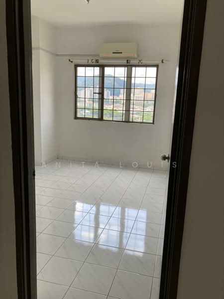 Condominium for Sale at Menara D'sara - Anita Louis - Bedroom - PropertyGuru.com.my