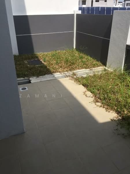 2-storey Terraced House for Sale in Bandar Tasik Puteri (Rawang) - Zamani Ishak - Exterior - PropertyGuru.com.my