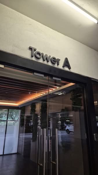 Condominium for Rent at Oasis - Kent C - Entrance - PropertyGuru.com.my