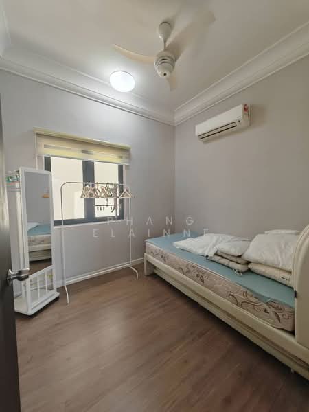 Service Residence for Sale at V@SUMMERPLACE - Phang Elainne - Bedroom - PropertyGuru.com.my