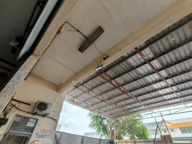 Semi-D Factory for Sale in Taman Universiti (Skudai) - Kate Tee - Exterior - PropertyGuru.com.my