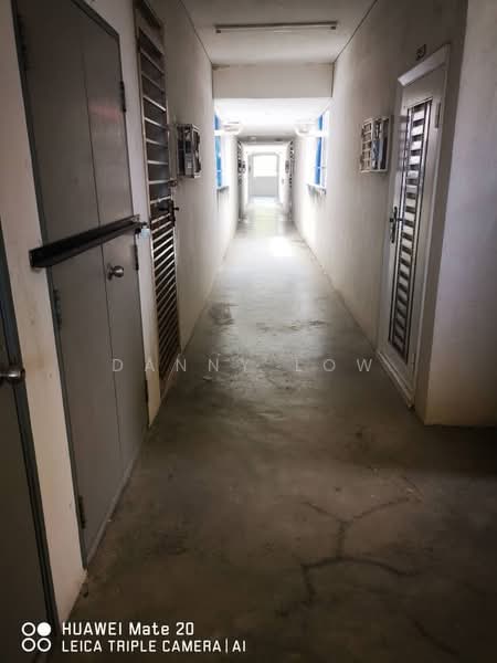 Pangsapuri untuk Dijual di Pangsapuri Puteri 1 - Danny Low - Corridor - PropertyGuru.com.my