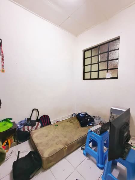 1-storey Terraced House for Sale in Bandar Putra (Kulai) - Jack Ching - Bedroom - PropertyGuru.com.my