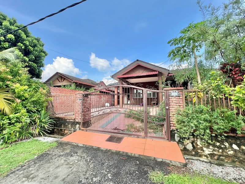 Semi-Detached House for Sale in Senawang (Negeri Sembilan) - Zairul Asrah Zulkefli - Exterior - PropertyGuru.com.my