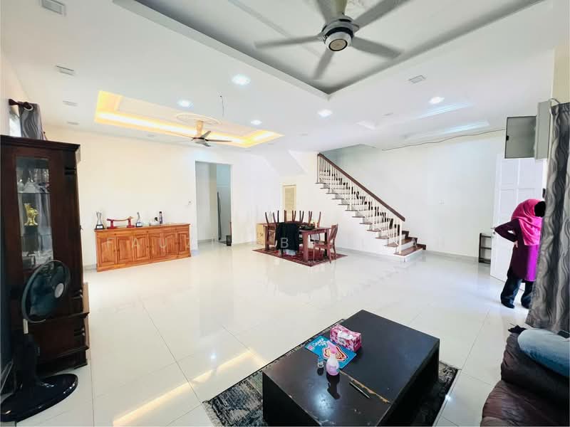 Semi-Detached House for Sale in Saujana Impian (Kajang) - Fauzi Abdullah - Living Room - PropertyGuru.com.my