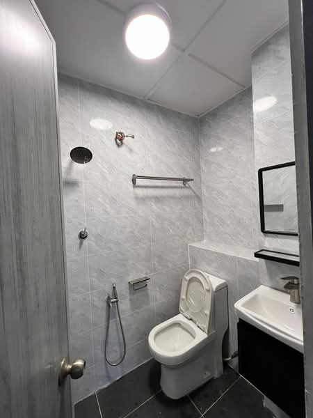 Common Bathroom