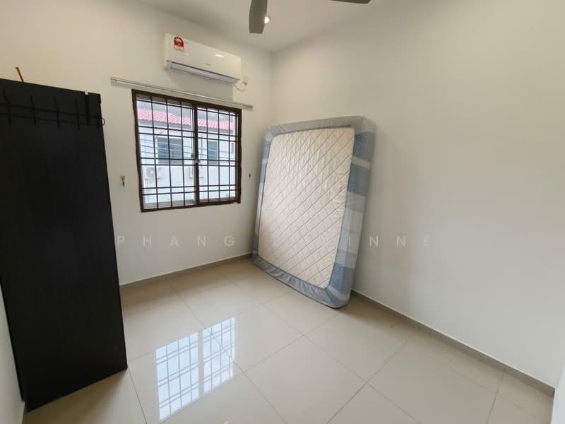 2-storey Terraced House for Rent in Taman Setia Indah (Tebrau) - Phang Elainne - Bedroom - PropertyGuru.com.my