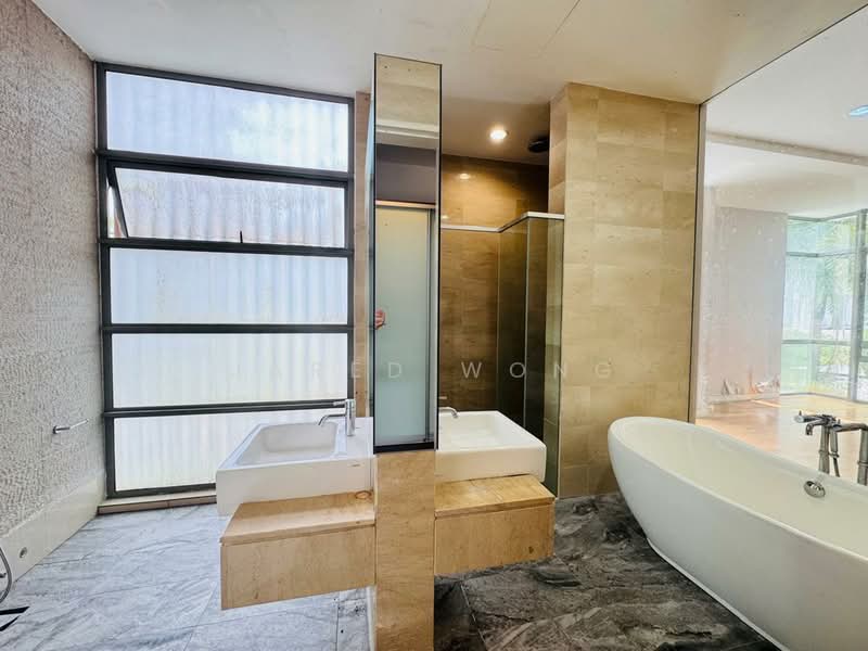 Rumah Berkembar untuk Dijual di The Valley TTDI (Ampang) - Jared Wong - Bathroom - PropertyGuru.com.my