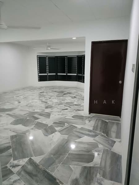 Apartment for Sale at Riverdale Park Apartments - Zamani Ishak - Living Room - PropertyGuru.com.my