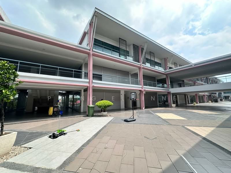 Kedai / Pejabat untuk Dijual di Johor Bahru (Johor) - Phang Elainne - Exterior - PropertyGuru.com.my