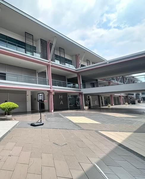 Kedai / Pejabat untuk Dijual di Johor Bahru (Johor) - Phang Elainne - Exterior - PropertyGuru.com.my