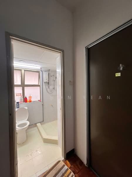 Condominium for Rent at Palmville Resort Condominium - Mak Hon Yean - Bathroom - PropertyGuru.com.my
