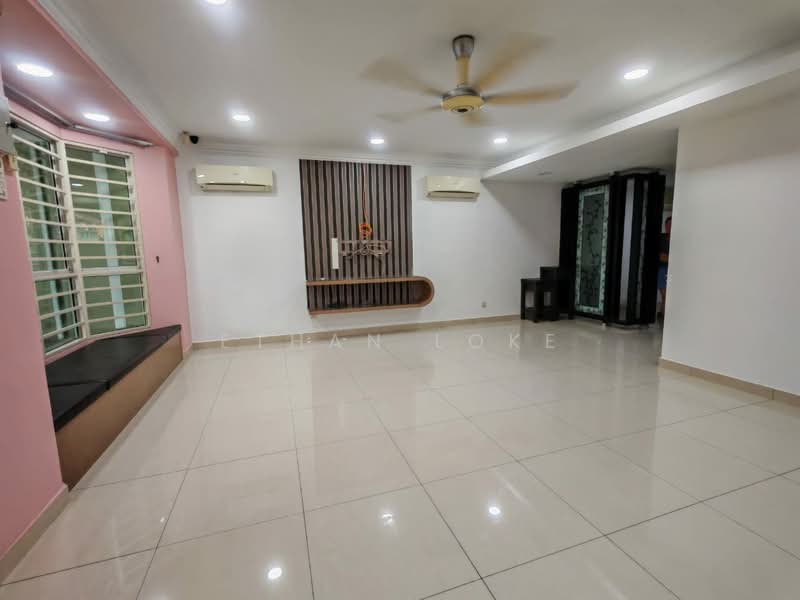 Rumah Teres 2 Tingkat untuk Disewa di Taman Megah Kepong (Kepong) - Ethan Loke - Living Room - PropertyGuru.com.my