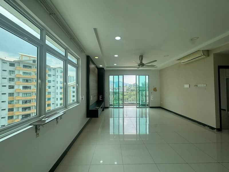 Condominium for Sale at Vertiq - Chiew Bee - Living Room - PropertyGuru.com.my