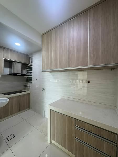 Condominium for Sale at Vertiq - Chiew Bee - Kitchen - PropertyGuru.com.my
