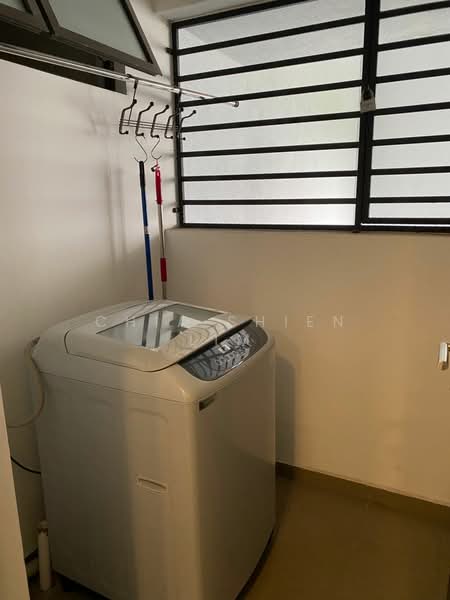 Condominium for Rent at The WaterEdge (Pinggiran Air) - Chia Shien Lim - Balcony - PropertyGuru.com.my