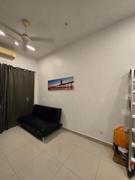Servis Apartment untuk Disewa di D'Pulze Cyberjaya - Ethan Yong - Living Room - PropertyGuru.com.my