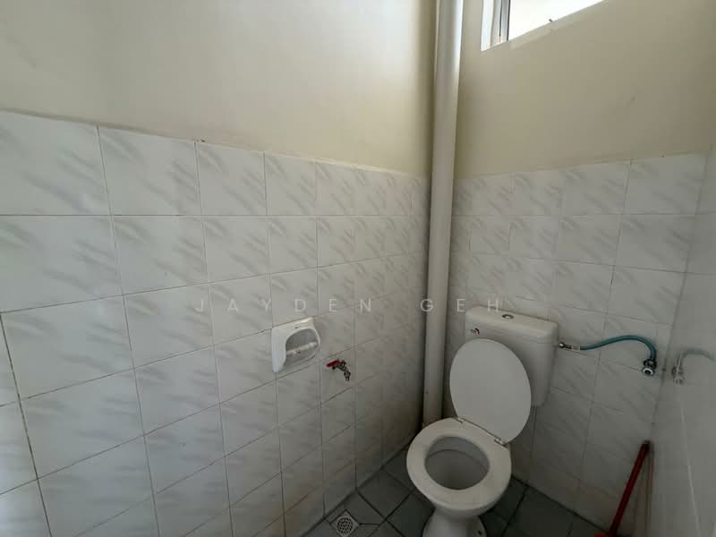Shop for Rent in Alor Setar (Kedah) - Jayden Geh - Bathroom - PropertyGuru.com.my
