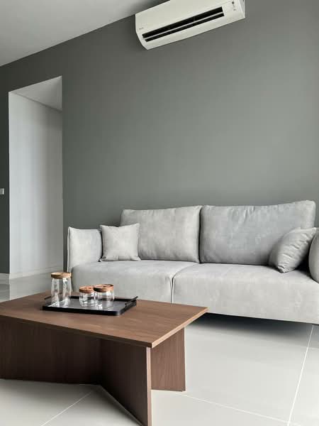 Servis Apartment untuk Disewa di Met 1 Residences - Jess Chyi - Living Room - PropertyGuru.com.my