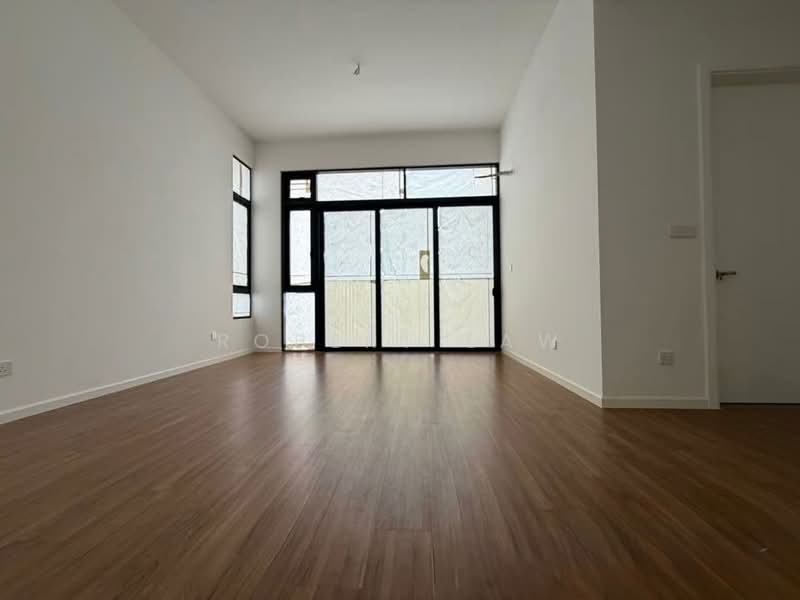 Semi-Detached House for Sale in Sungai Buloh (Selangor) - Robert Law - Living Room - PropertyGuru.com.my