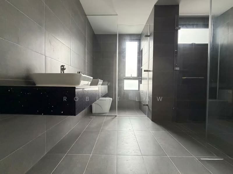 Semi-Detached House for Sale in Sungai Buloh (Selangor) - Robert Law - Bathroom - PropertyGuru.com.my