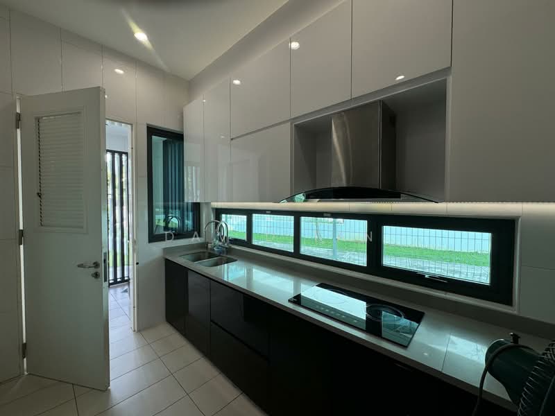 3-storey Terraced House for Rent in Cyberjaya (Selangor) - David Tan - Kitchen - PropertyGuru.com.my