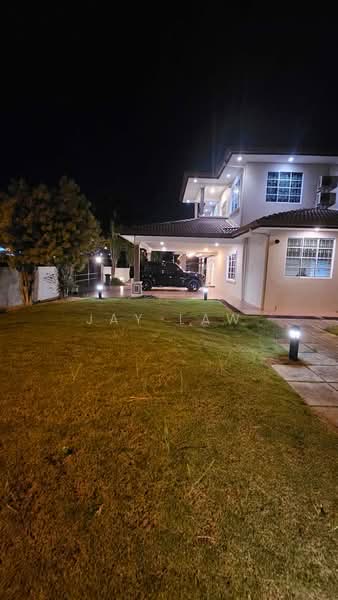 Semi-Detached House for Sale in Stampin Tengah (Kuching) - Jay Law - Exterior - PropertyGuru.com.my