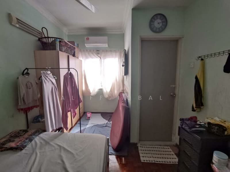 Rumah Teres 2 Tingkat untuk Dijual di Seksyen 25 (Shah Alam) - Aliff Iqbal - PropertyGuru.com.my