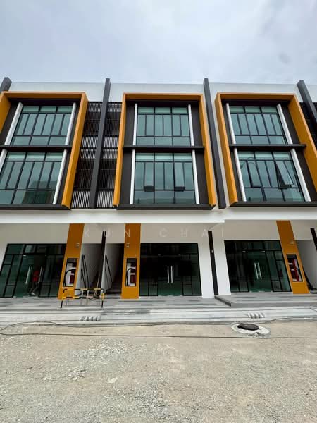 Shop / Office for Rent in Bandar Baru Permas Jaya (Permas Jaya) - Kun Chai - Exterior - PropertyGuru.com.my