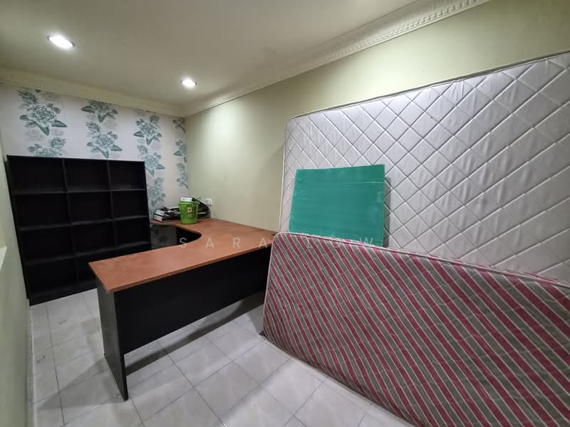 2-storey Terraced House for Sale in Bandar Tun Hussein Onn (Cheras) - Sara Low - Study - PropertyGuru.com.my
