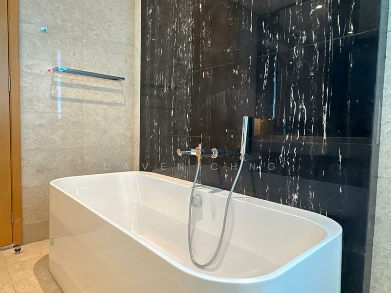 Servis Apartment untuk Disewa di Damansara City Residency (DC Residensi) - Caven Chng - Bathroom - PropertyGuru.com.my