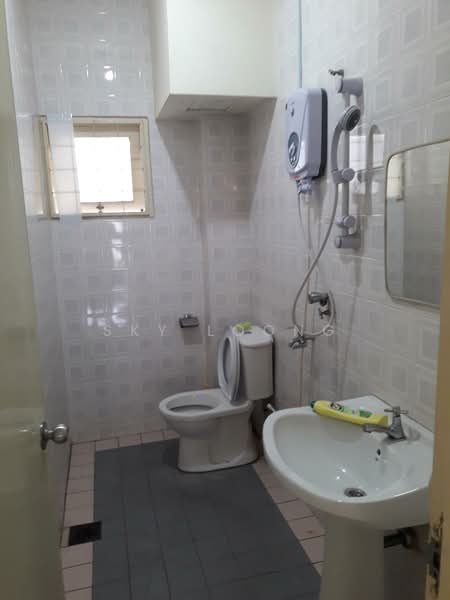 Rumah Teres 2 Tingkat untuk Disewa di Bangsar Baru (Bangsar) - Sky Loong - Bathroom - PropertyGuru.com.my