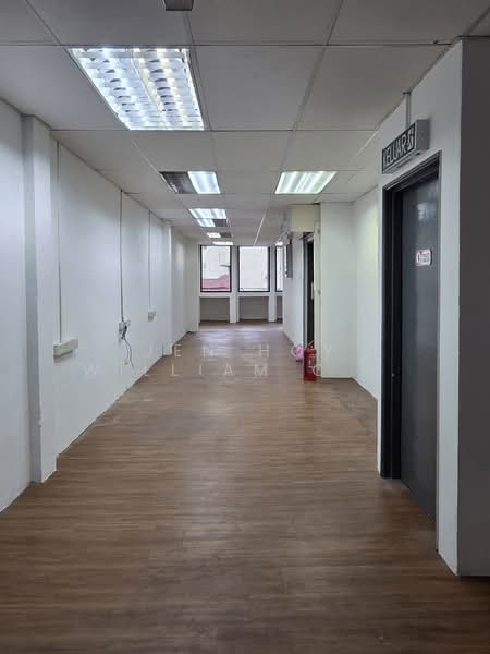 Shop for Rent in KL City Centre (Kuala Lumpur) - Jen Hoy William Cheah - Corridor - PropertyGuru.com.my