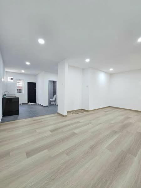 2-storey Terraced House for Sale in Taman Puteri Wangsa (Ulu Tiram) - Han Yong Ang - Interior - PropertyGuru.com.my