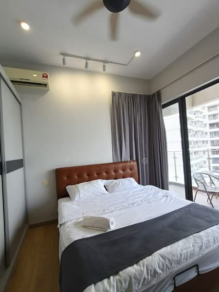 Condominium for Rent at Bay Laurel @ Country Garden Danga Bay - Pink Ng - Bedroom - PropertyGuru.com.my
