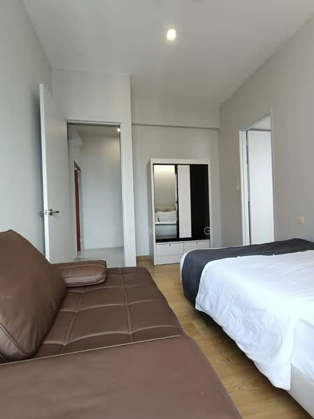 Condominium for Rent at Bay Laurel @ Country Garden Danga Bay - Pink Ng - Bedroom - PropertyGuru.com.my