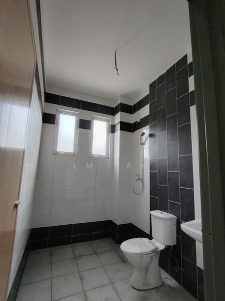 2-storey Terraced House for Sale in Taman Bukit Permata (Bukit Mertajam) - LM Tan - Bathroom - PropertyGuru.com.my